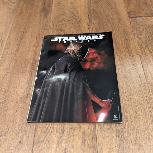Star Wars Insider 227 Acolyte Stranger subscriber exclusive cover - Picture 1 of 1